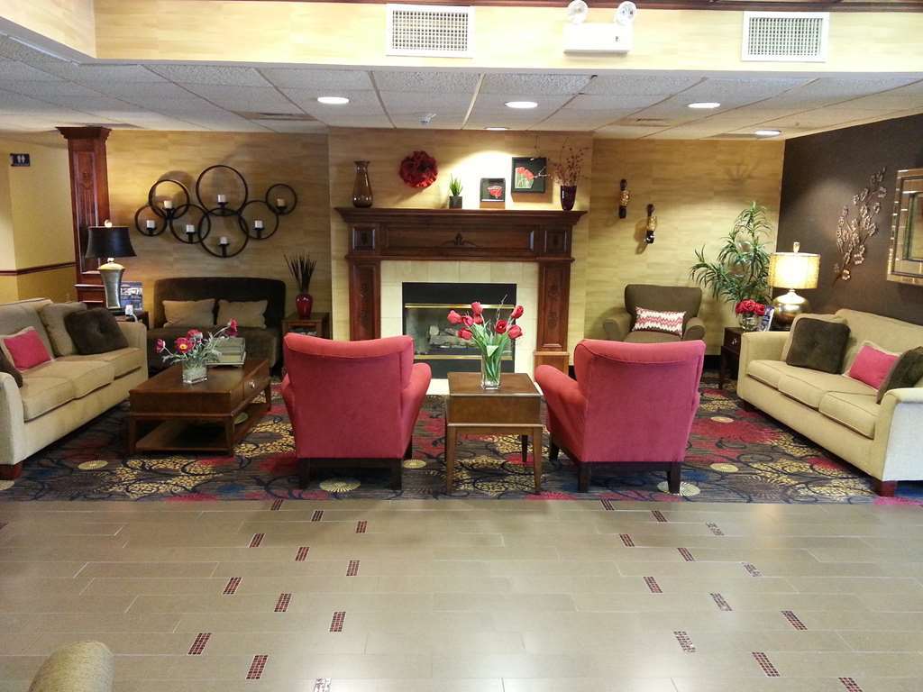 Best Western Plus Brandywine Inn & Suites Monticello Dalaman gambar